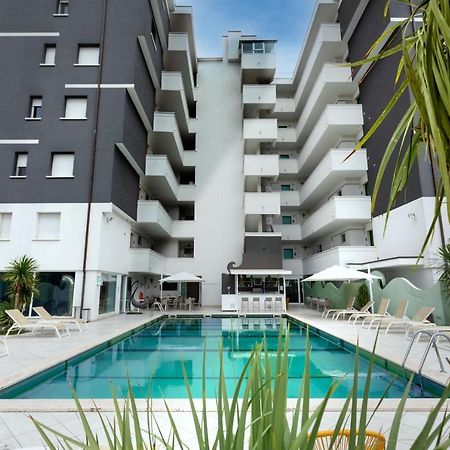 Nero D'Avorio Apartments Rimini Exterior foto