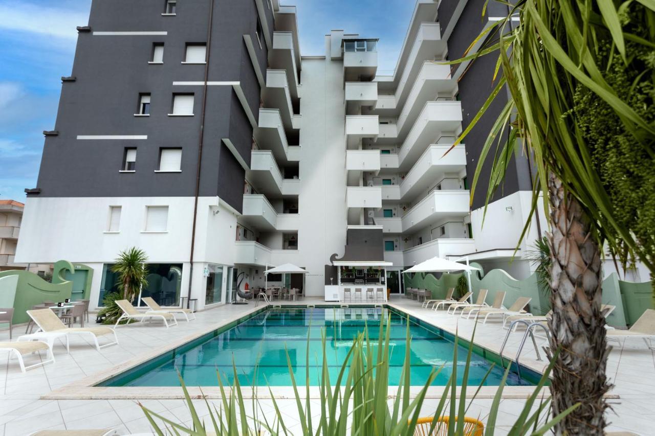 Nero D'Avorio Apartments Rimini Exterior foto
